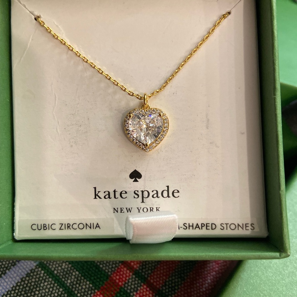 NWT! ♠️ kate spade chain necklace w/pendant. Heart cubic zirconia. In gift box! - Picture 4 of 11